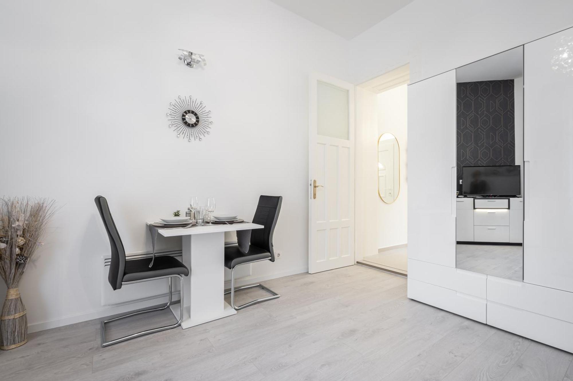 Dorsett Heights Apartment Budapest Exterior foto