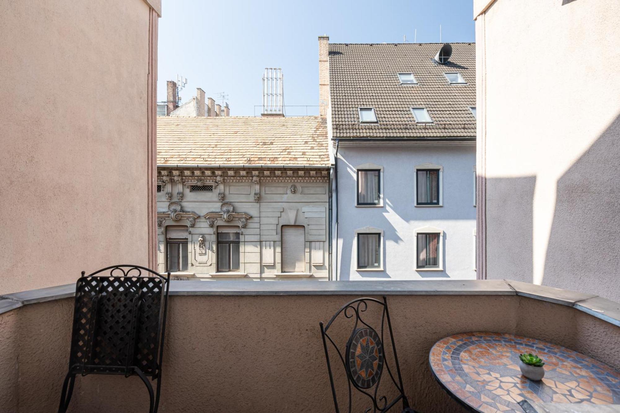 Dorsett Heights Apartment Budapest Exterior foto